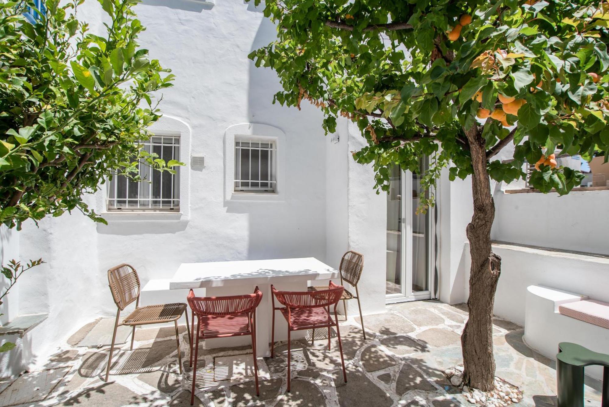 Adelfia Apartment Parikia (Paros)